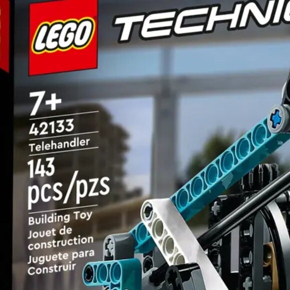 Brand New Lego Technic 2 in 1 Telehandler 42133 Forklift to Tow - Picture 2 of 8